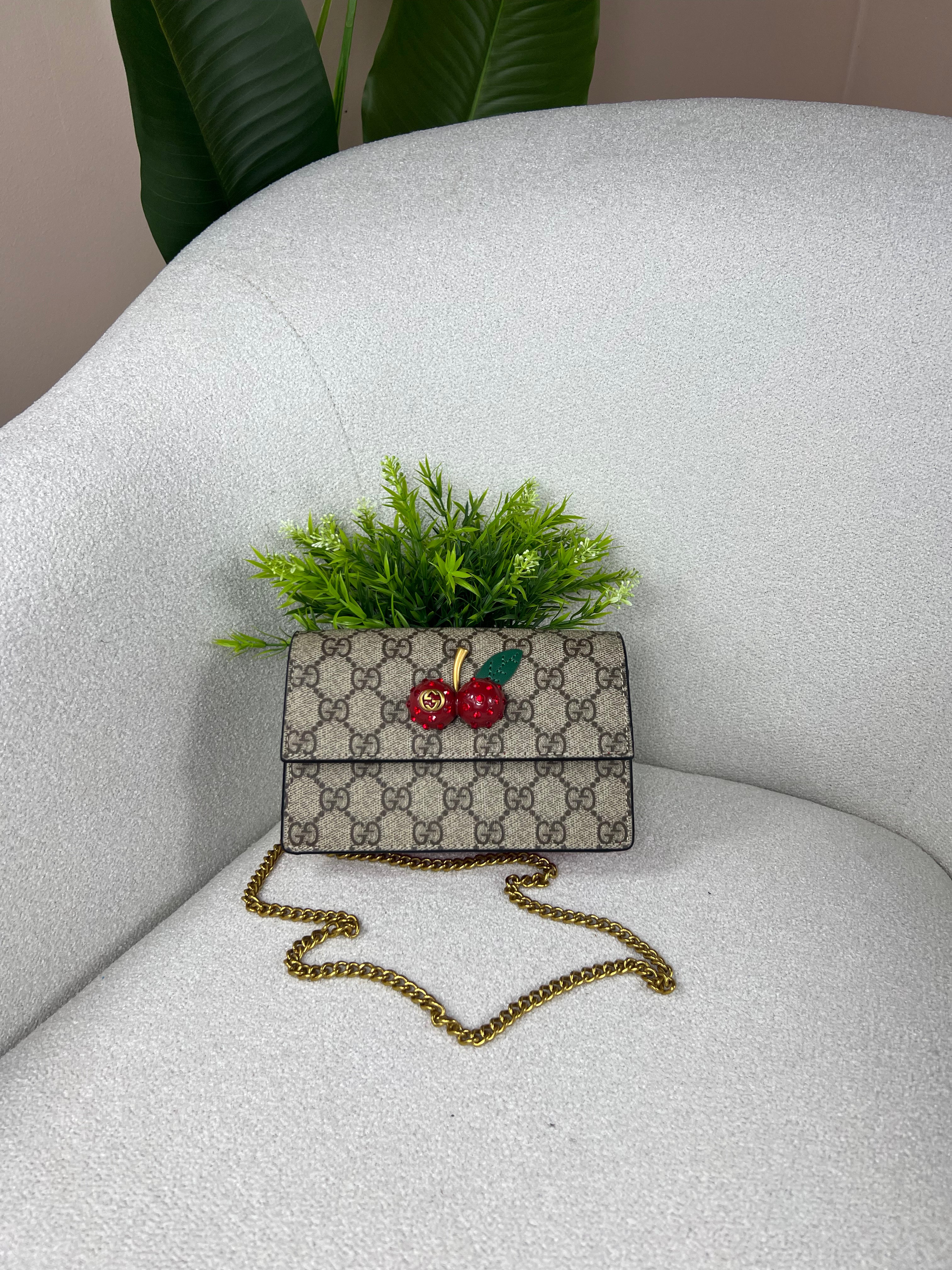 Style Gucci Cerise