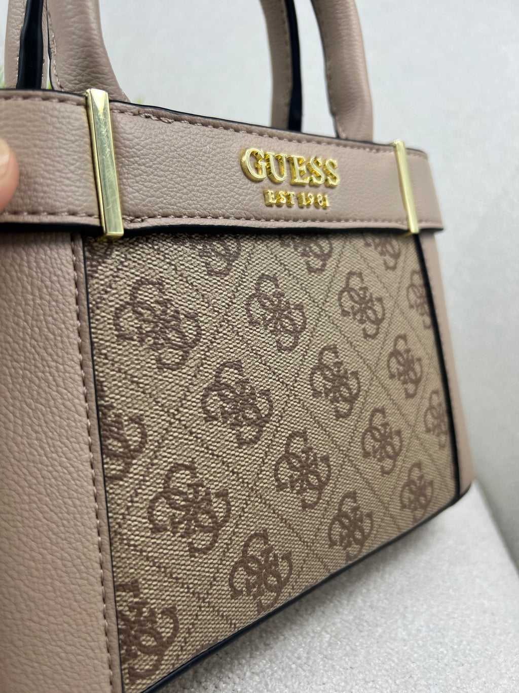 Style Guess Mini