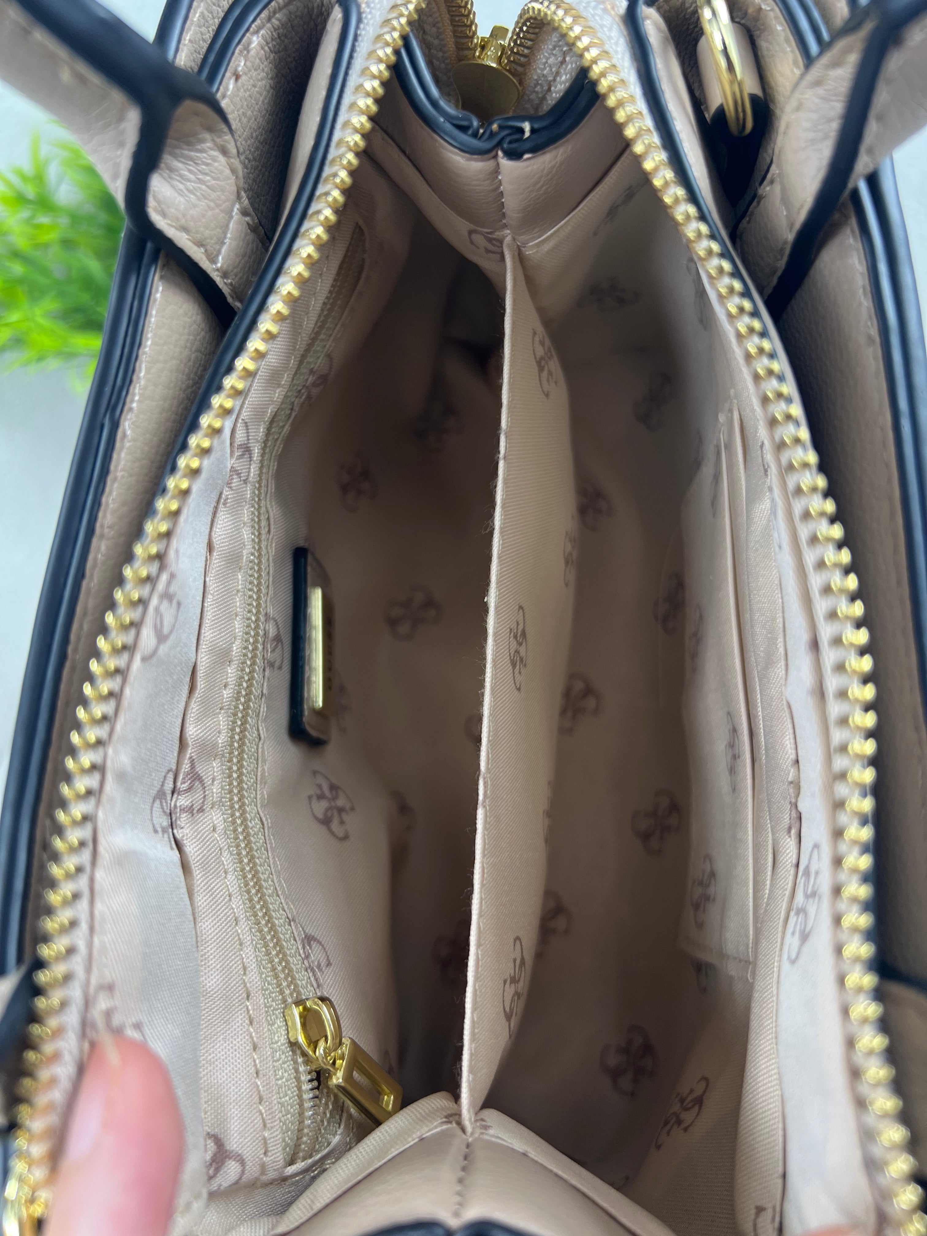 Style Guess Mini