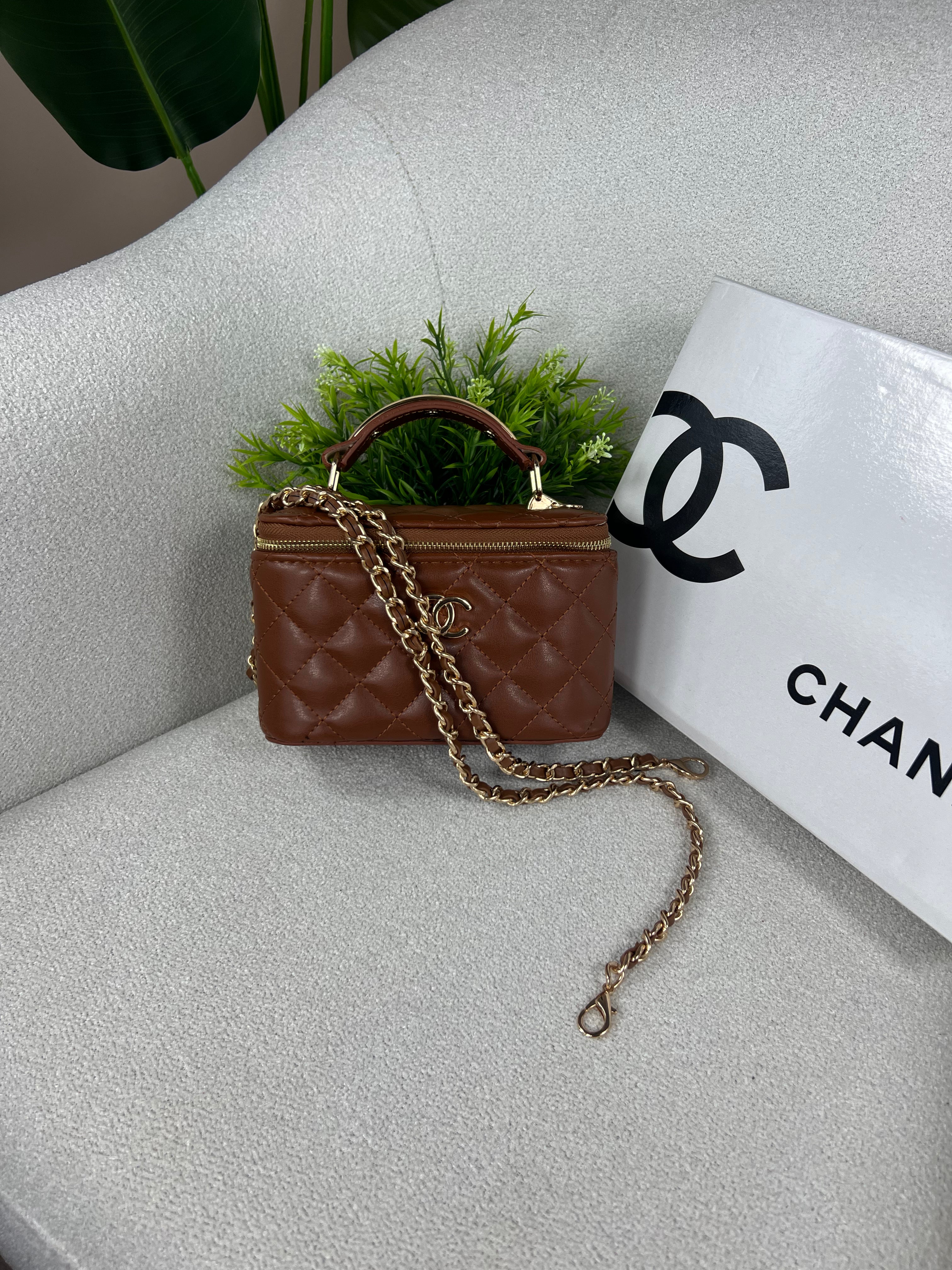 Style Chanel Vanity