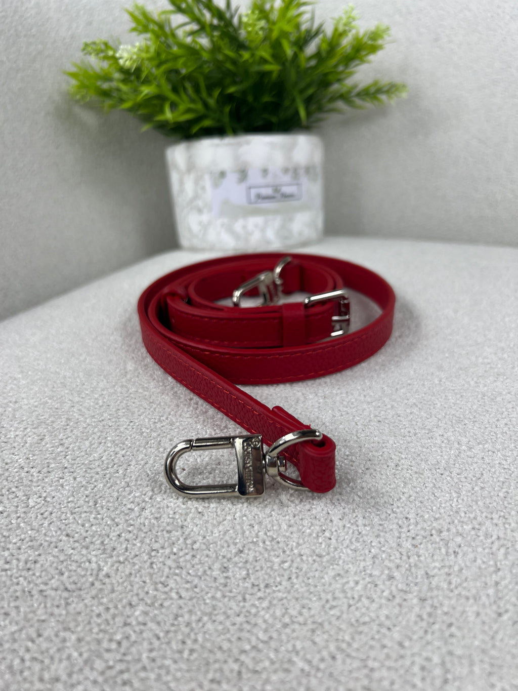 Style LV Capucine